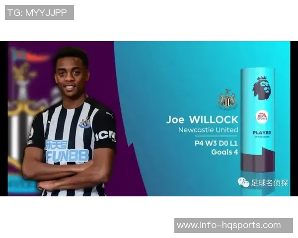 维尼修斯在阿森纳基地训练期间与枪手青训小将亲密合影留念